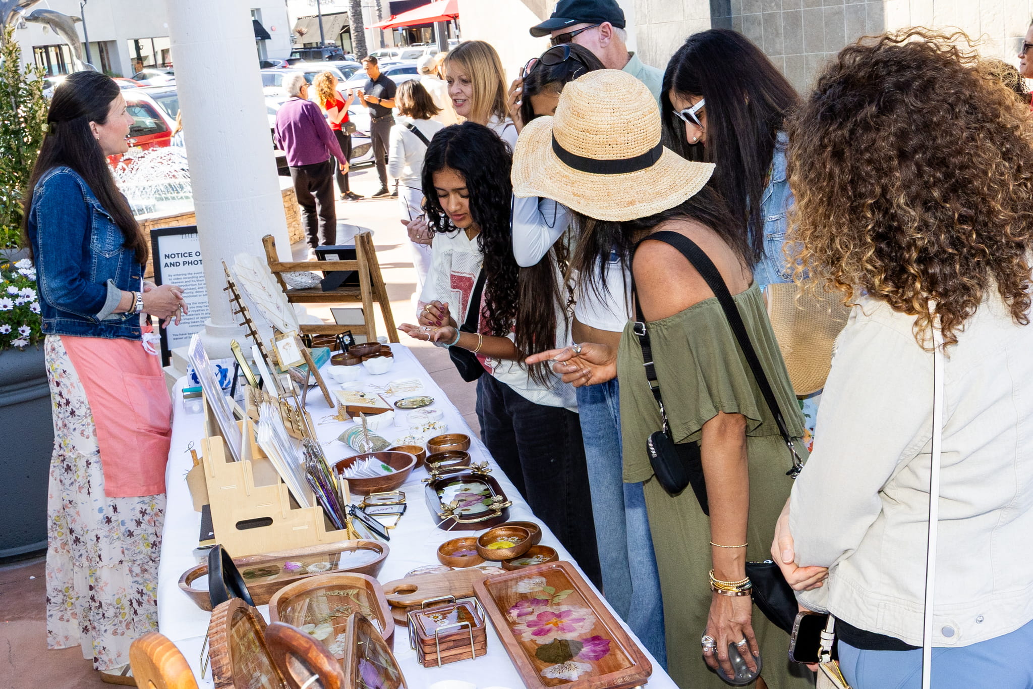 Spring Art & Wine Walk at The Forum Carlsbad