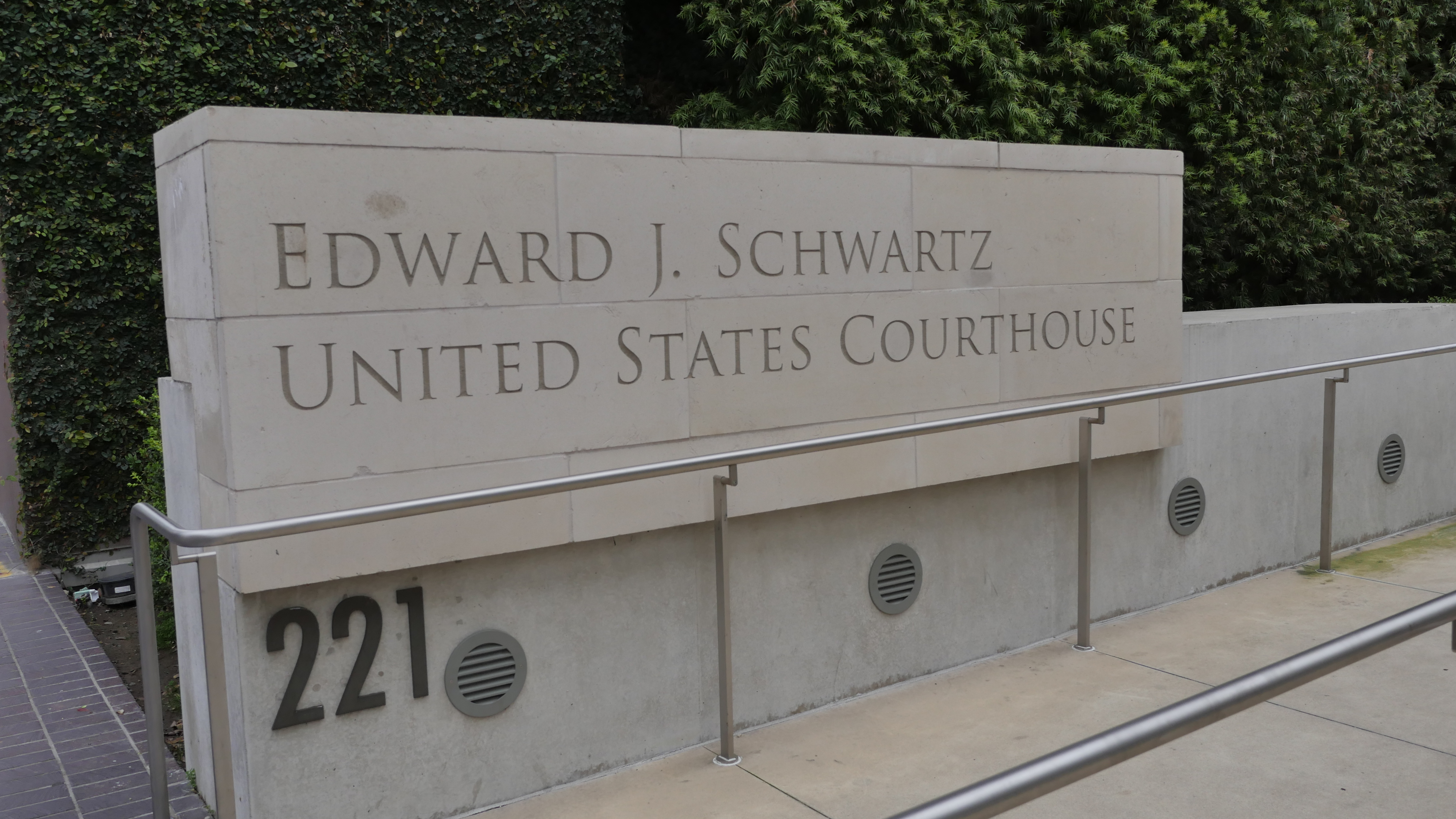 More felony convictions overturned as 'Fat Leonard' case unravels - Vimarsana News