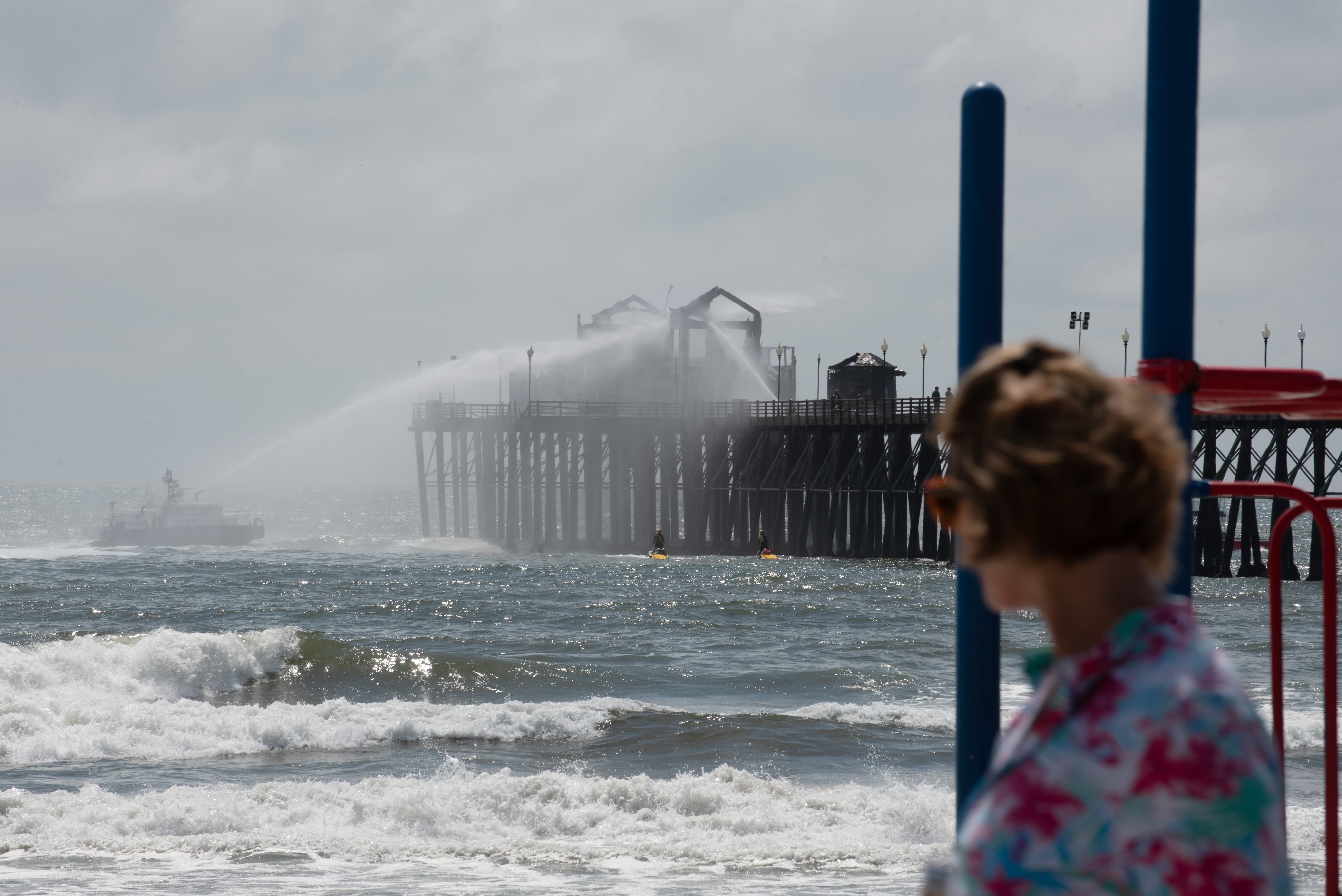 Oceanside expected to declare local emergency over pier fire - Vimarsana News
